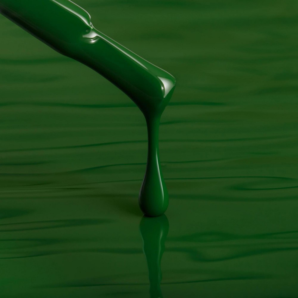 Гел лак №70 GY Зелена тъмнина 7 мл.